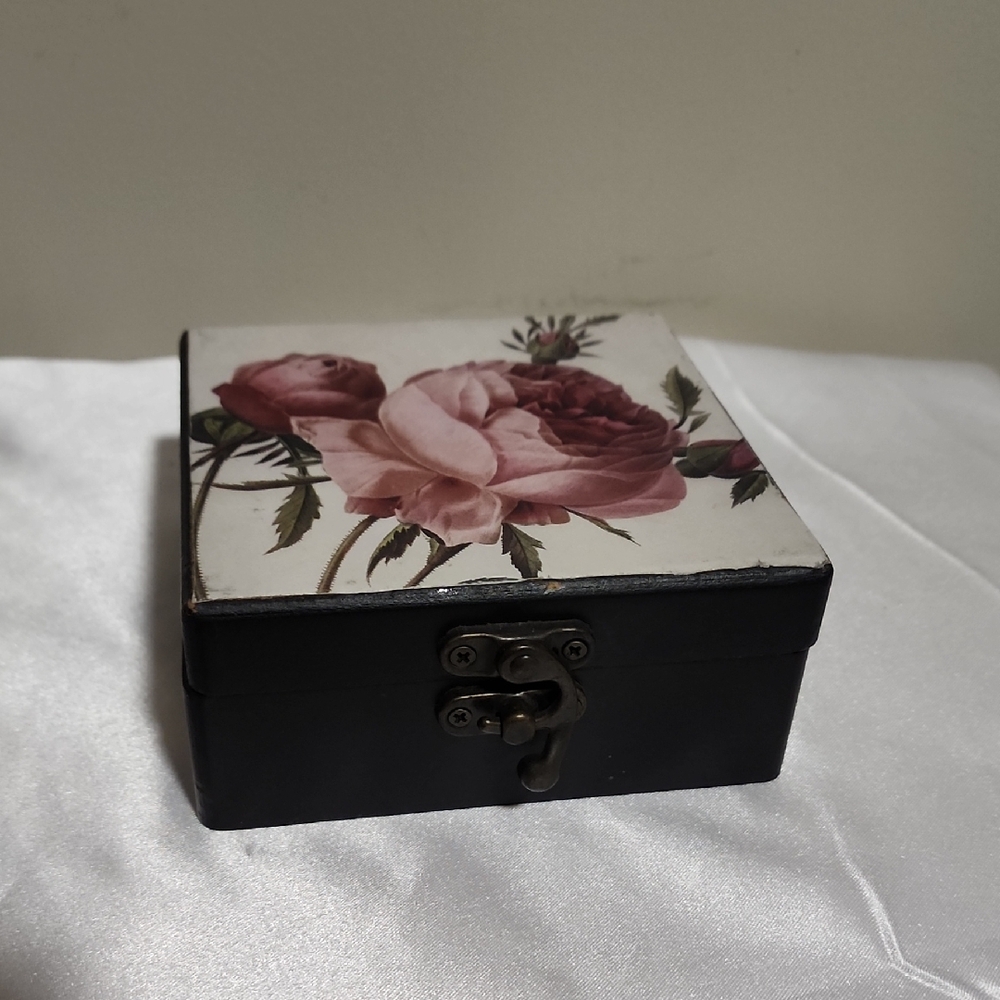 Floral Black Coaster Set With Box Set Of 6